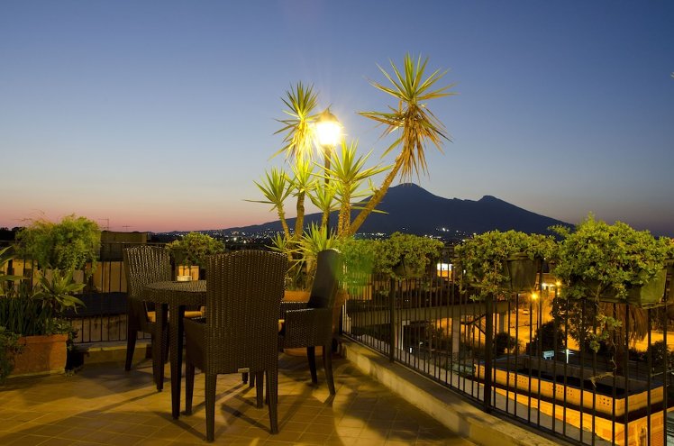 Hotel Palma, Naples