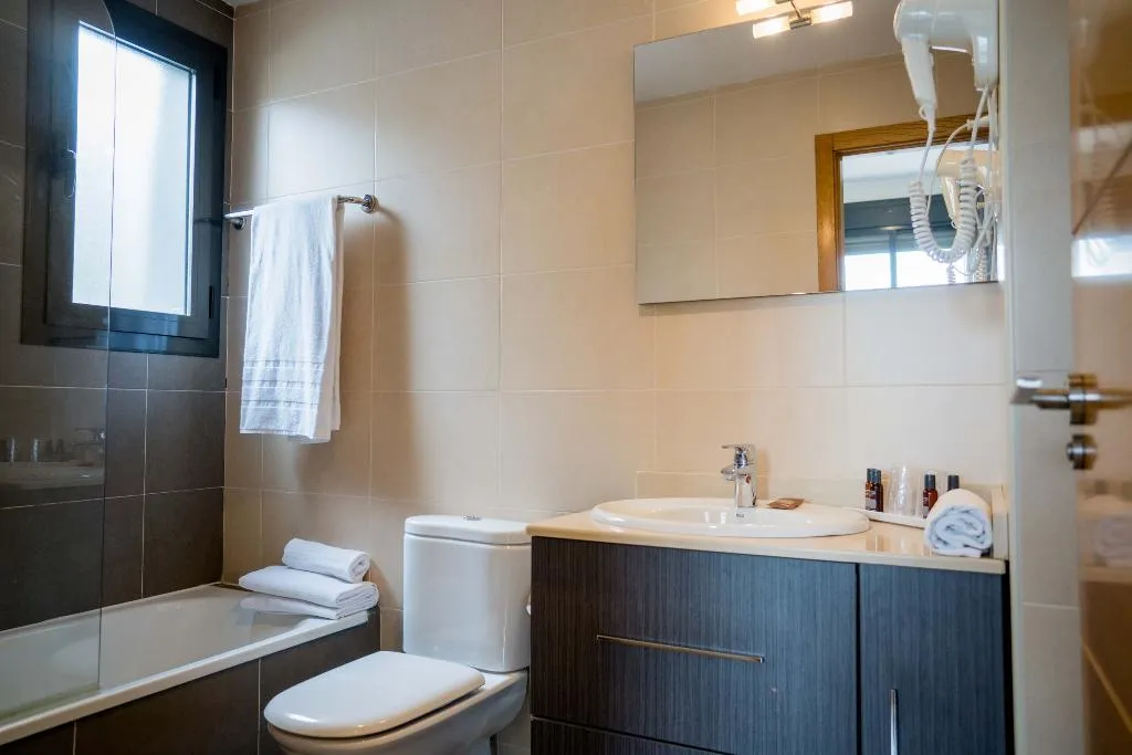 APARTMENT CAPACITY 3 Room, Compostela Suites, Madrid
