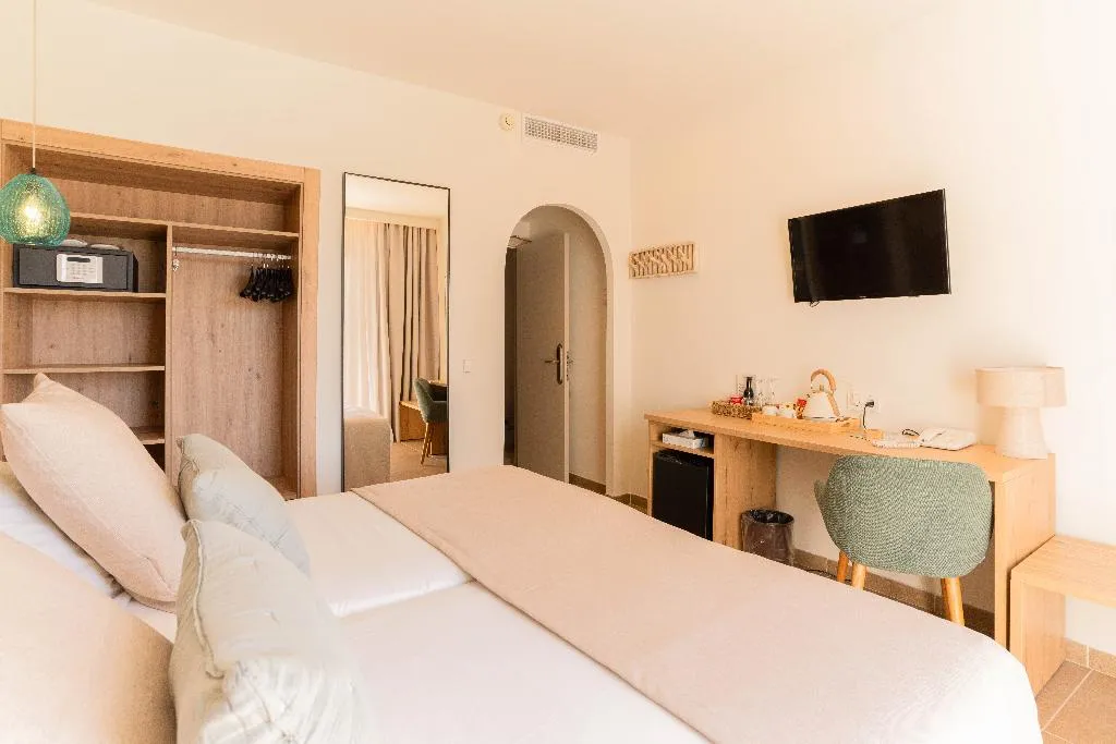 Room, Cala d'Or, Majorca