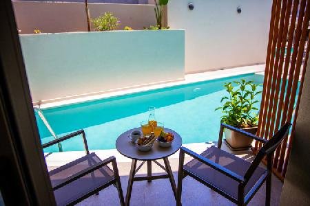 JL Hotel, Malta