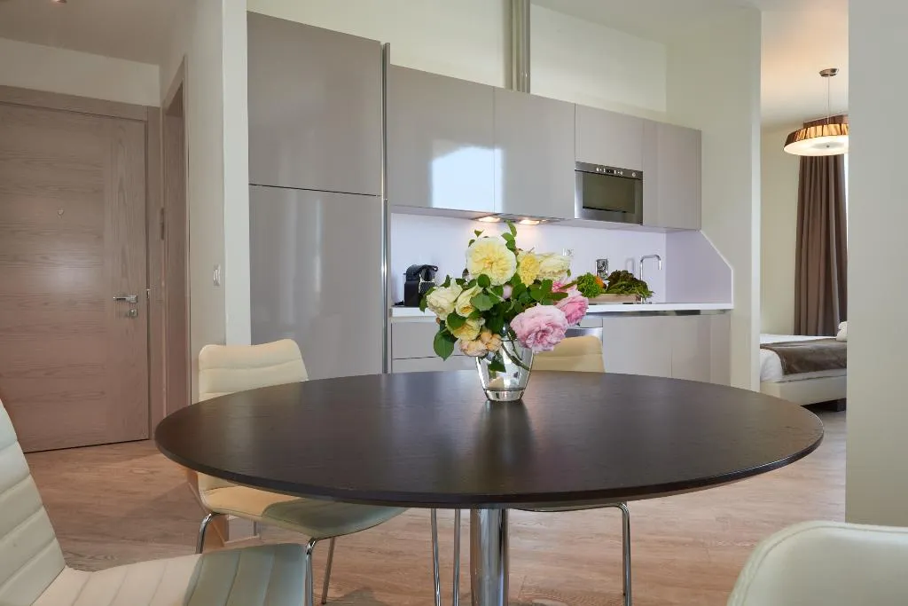 SUITE WITH TERRACE Room, Forte16 Apartments View & Spa, Florence