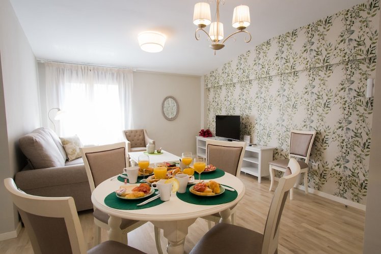 Holidays2Malaga Suites Apartments, Costa Del Sol