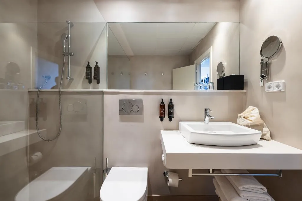 SINGLE WITH BALCONY Room, Senator Port Mahon, Menorca