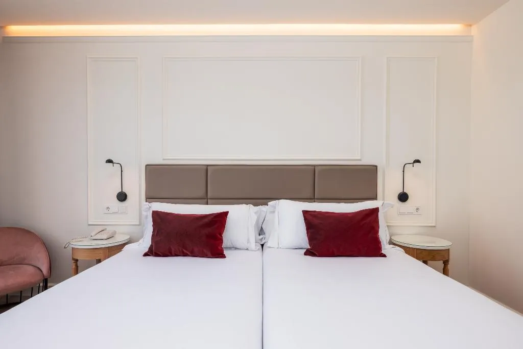 Double or Twin SUPERIOR WITH BALCONY Room, Senator Port Mahon, Menorca