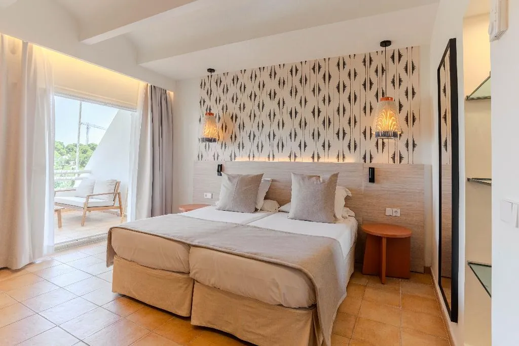 Room, Cala d'Or, Majorca