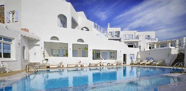 Riviera Hotel, Athens