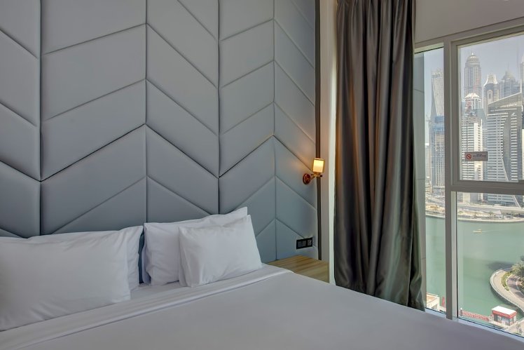 Royal Regency Suites Dubai Marina, Dubai