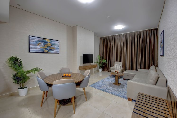 Royal Regency Suites Dubai Marina, Dubai