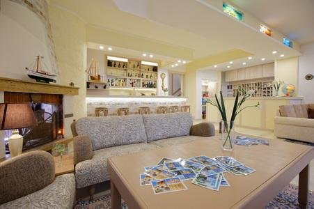 Panorama Apts, Crete
