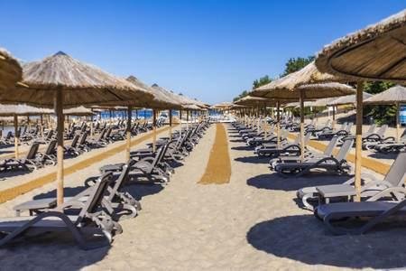 Onyx Beach Residence - Free Parking & Beach Access, Bourgas