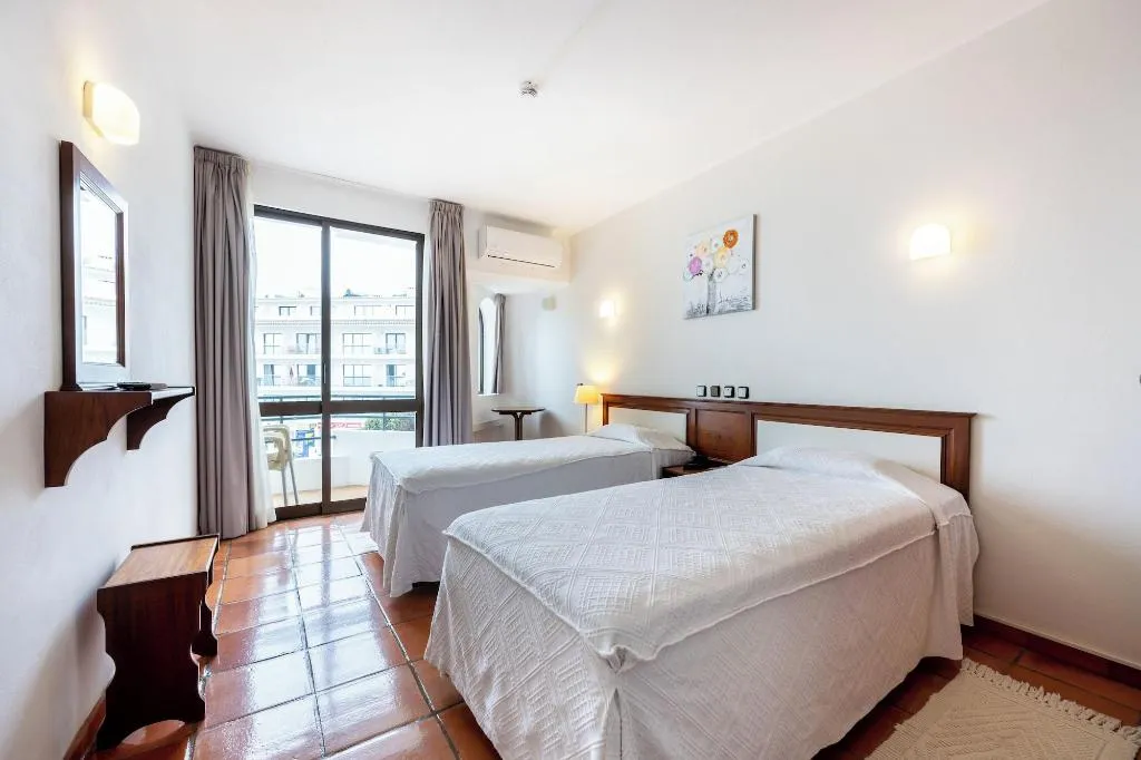 Room, Salema Beach Hotel, Algarve
