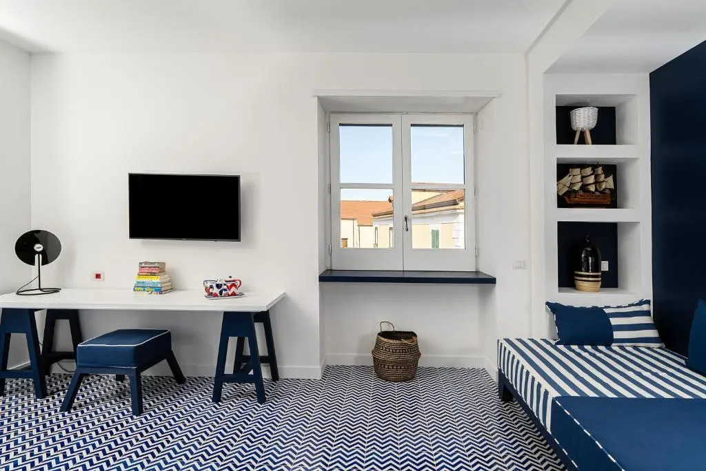 JUNIOR SUITE STANDARD Room, Maison Il Conservatorio, Naples