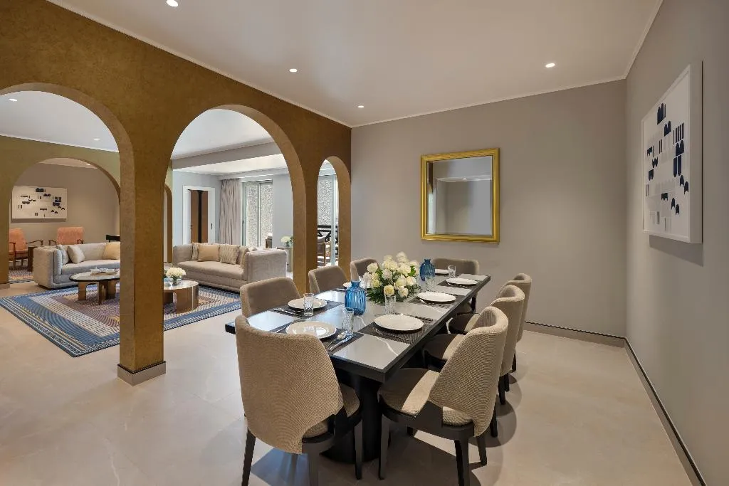 SUITE CAPACITY 2 TWO BEDROOMS Room, Oaks Ibn Battuta Gate Dubai, Dubai