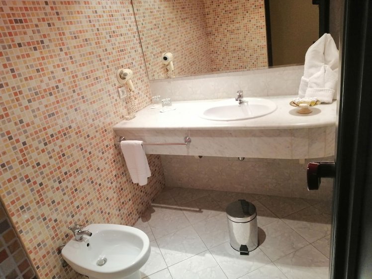 Hotel-Tghat Fes-Ex Golden Tulip, Fez