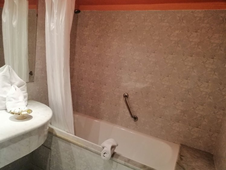 Hotel-Tghat Fes-Ex Golden Tulip, Fez