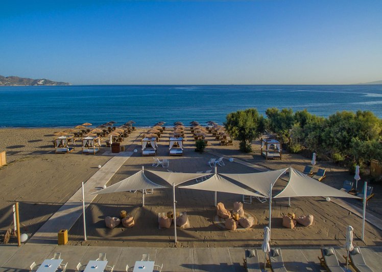 Enorme Teatro Beach, Crete