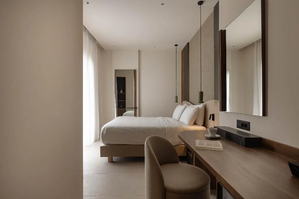 JUNIOR SUITE STANDARD Room, Nesean Plaza, Crete