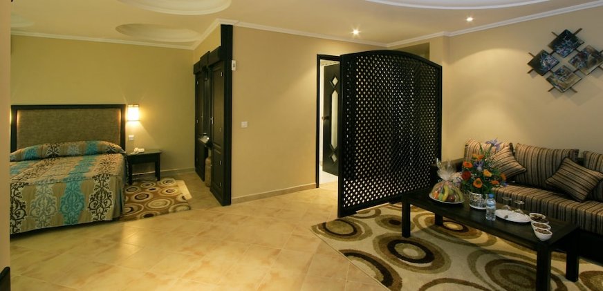Hotel-Tghat Fes-Ex Golden Tulip, Fez
