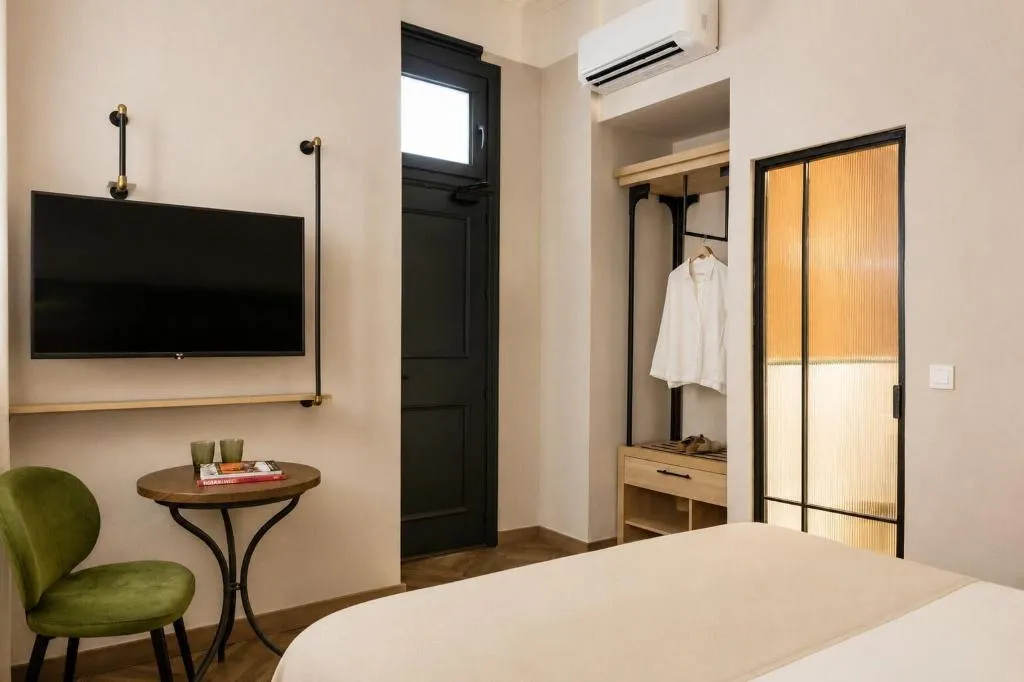 Room, Honest Sevilla, Seville