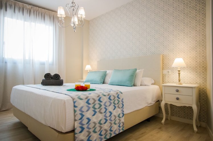 Holidays2Malaga Suites Apartments, Costa Del Sol