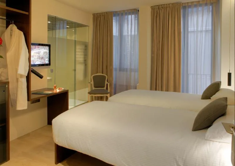 DOUBLE SINGLE USE STANDARD Room, Hotel Museu Llegendes de Girona, Costa Brava