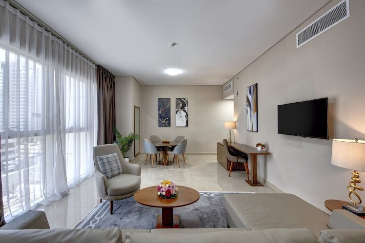 Royal Regency Suites Dubai Marina, Dubai