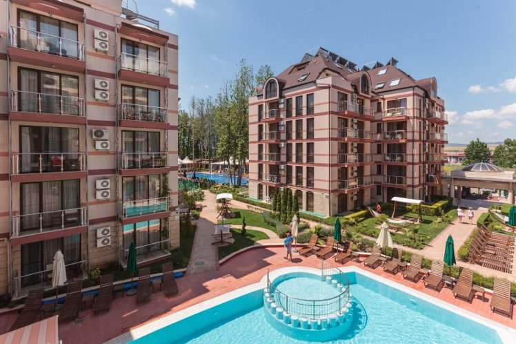 Tarsis, Bourgas
