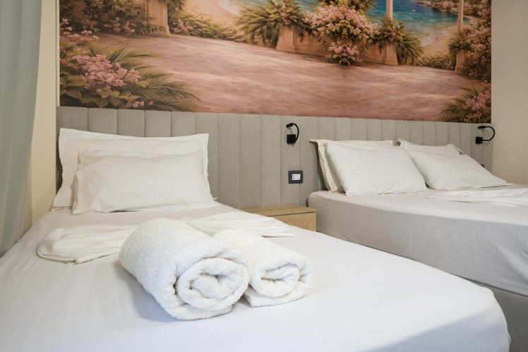 Sunset Hotel, Durres
