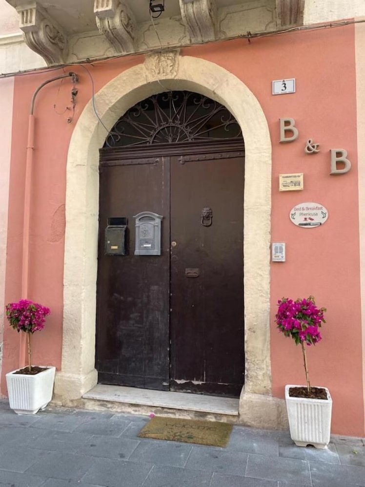 Bed & Breakfast PHENICUSA, Catania