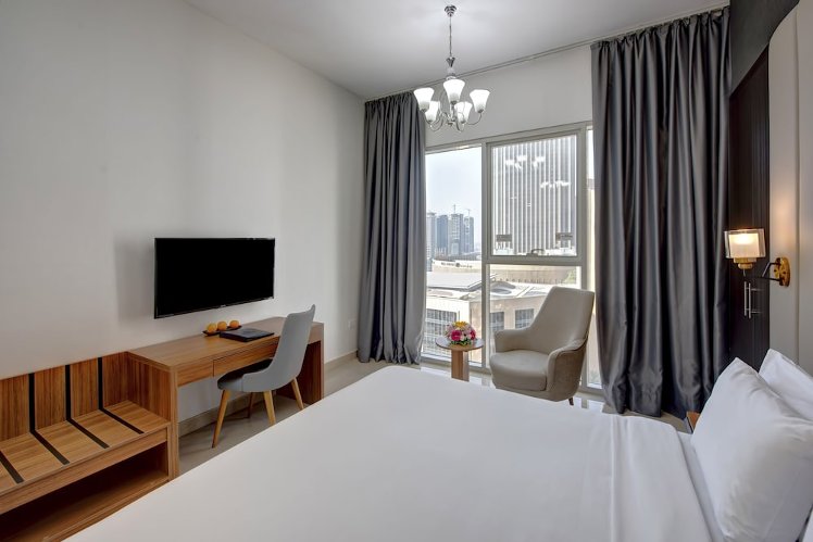 Royal Regency Suites Dubai Marina, Dubai