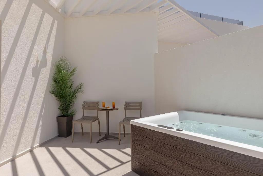 JUNIOR SUITE STANDARD Room, Nesean Plaza, Crete