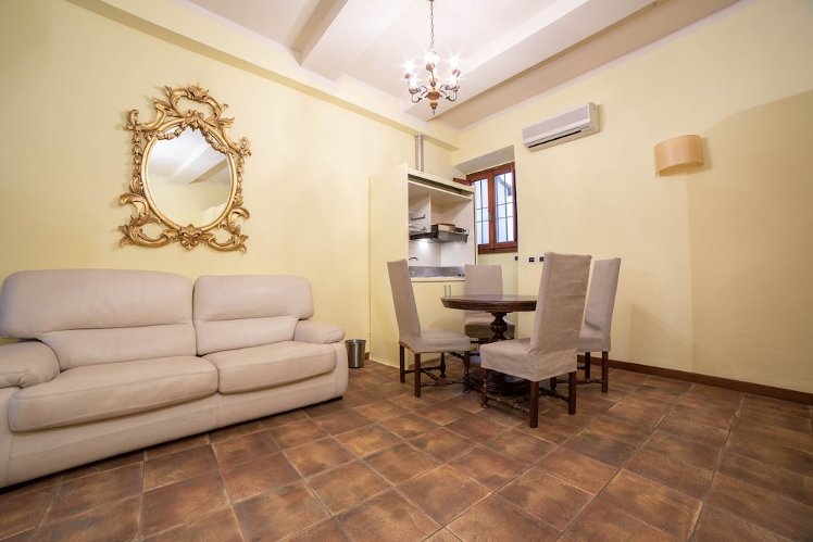 B&B Galileo 2000, Florence