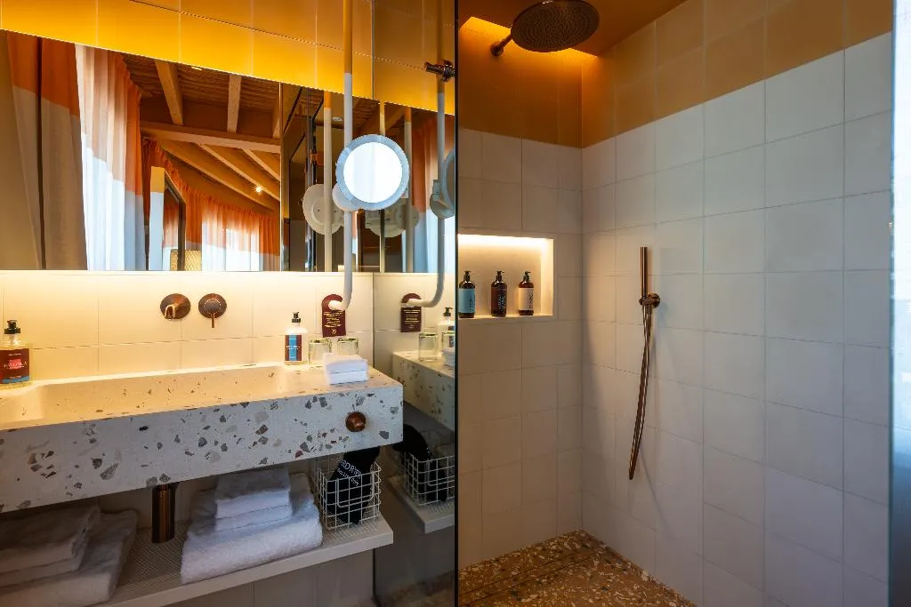 Double or Twin STANDARD Room, Terreno Barrio Hotel, Majorca