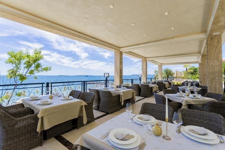 Onyx Beach Residence - Free Parking & Beach Access, Bourgas