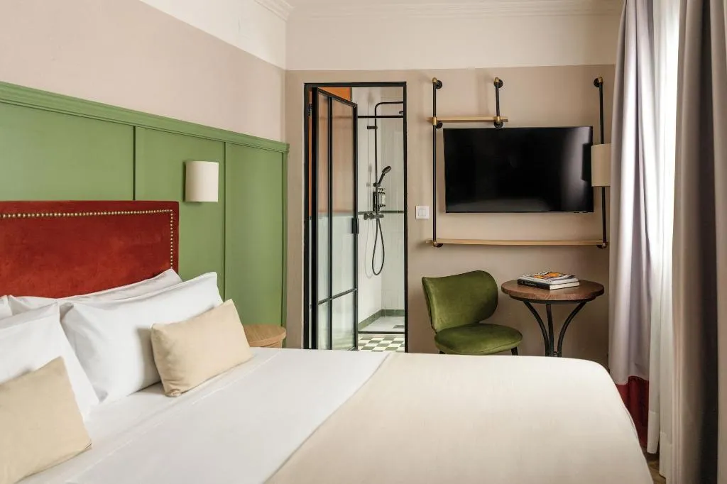 Room, Honest Sevilla, Seville