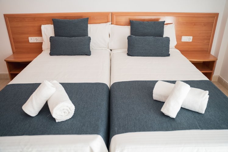 Beatrix 2000 - Caliu Apartments, Costa Brava
