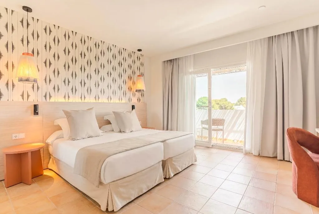 Room, Cala d'Or, Majorca