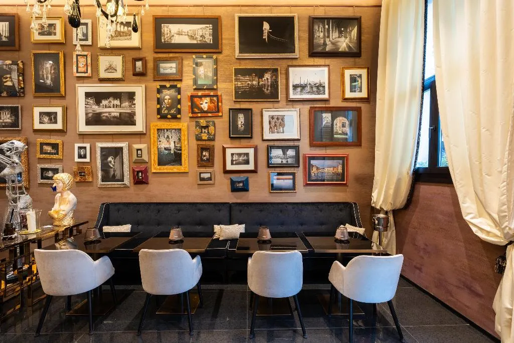 Bar, Vignette Collection The Venice Times Hotel By IHG, Venice