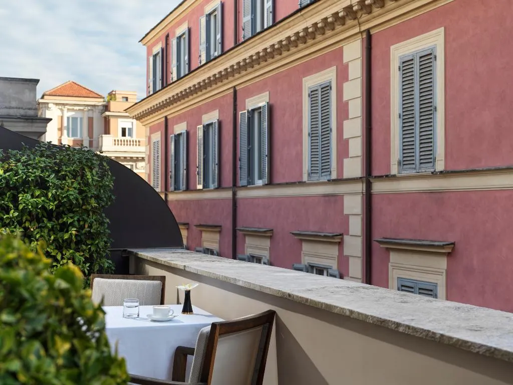 DOUBLE SUPERIOR Room, J.K. Place Roma - The Leading Hotels o/t World, Rome