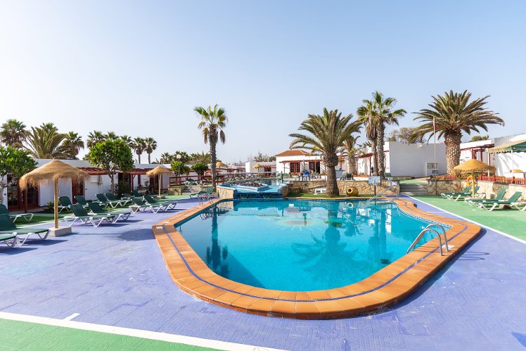Bungalows Castillo Club Lake, Fuerteventura