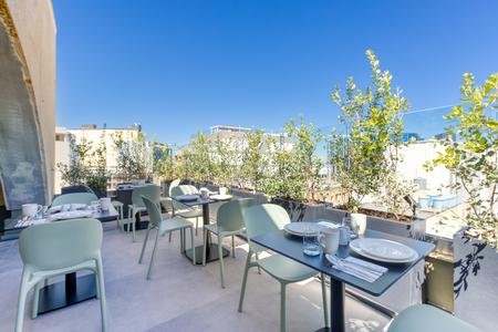 JL Hotel, Malta
