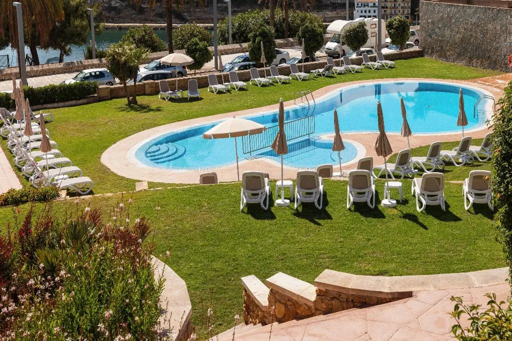 Pool, Senator Port Mahon, Menorca