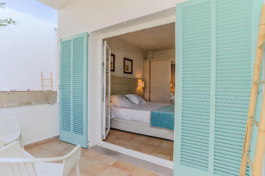 Room, Cala d'Or, Majorca