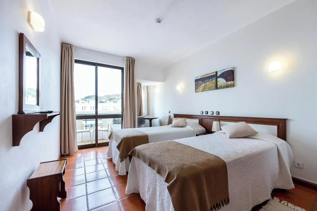 Room, Salema Beach Hotel, Algarve