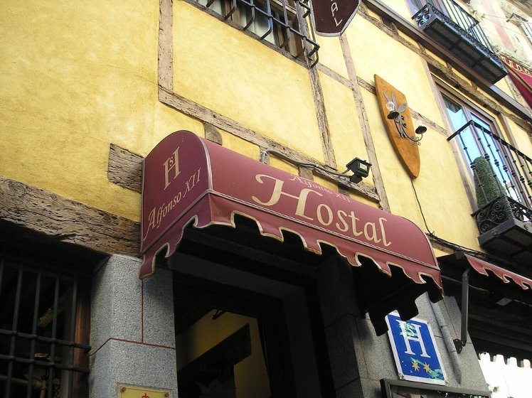 Hostal Alfonso XII, Madrid