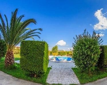 Derekas Apartments, Zante