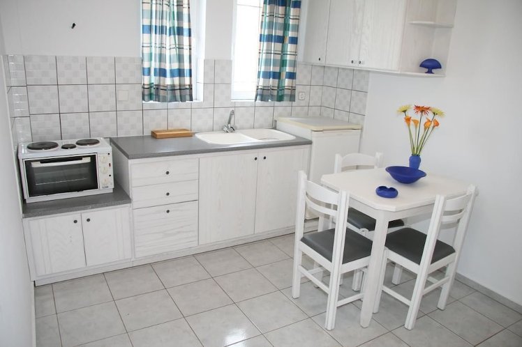 Litsa Mare Apartments, Kythira