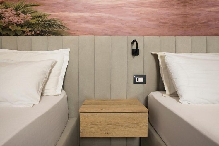 Sunset Hotel, Durres
