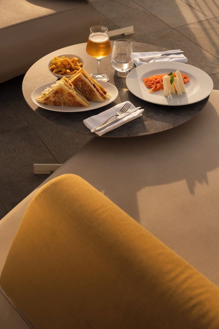 Domo 20 Hotel Rooftop, Naples