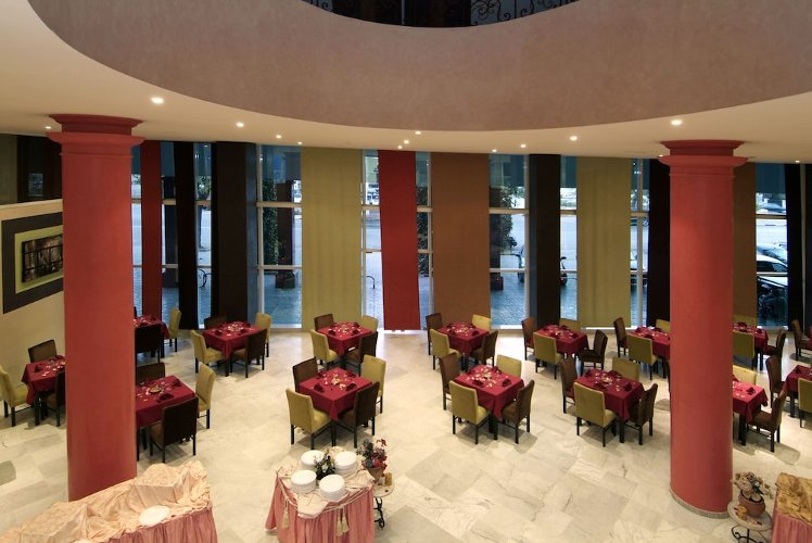 Hotel-Tghat Fes-Ex Golden Tulip, Fez